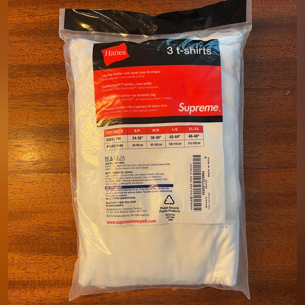 Supreme x Hanes White T-Shirt 3 Pack NWT - Picture 2 of 2